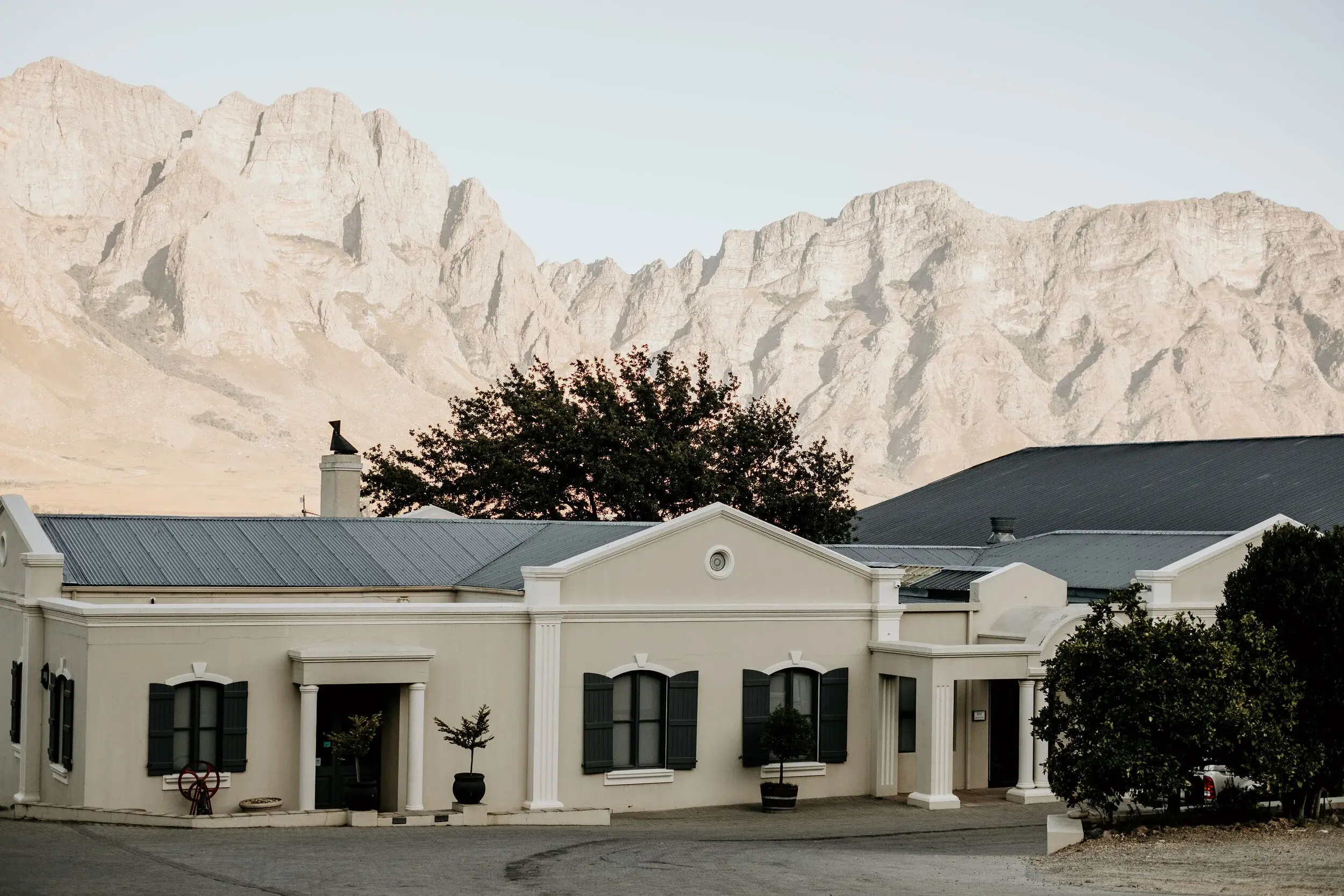 Opstal vineyard and estate — image 5